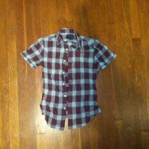 Two Men's Express Shirts. One short sleeve the other long sleeve. Same pattern